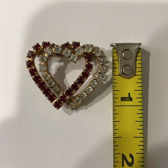 Vintage Gold Tone Double Heart Red & Clear Rhinestone Pin/Brooch♥️ - Picture 3 of 6